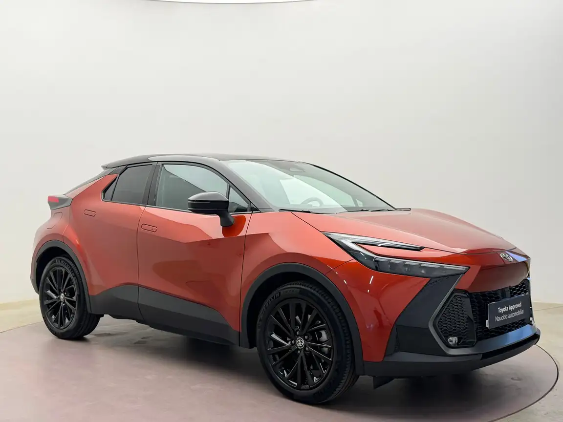 TOYOTA C-HR