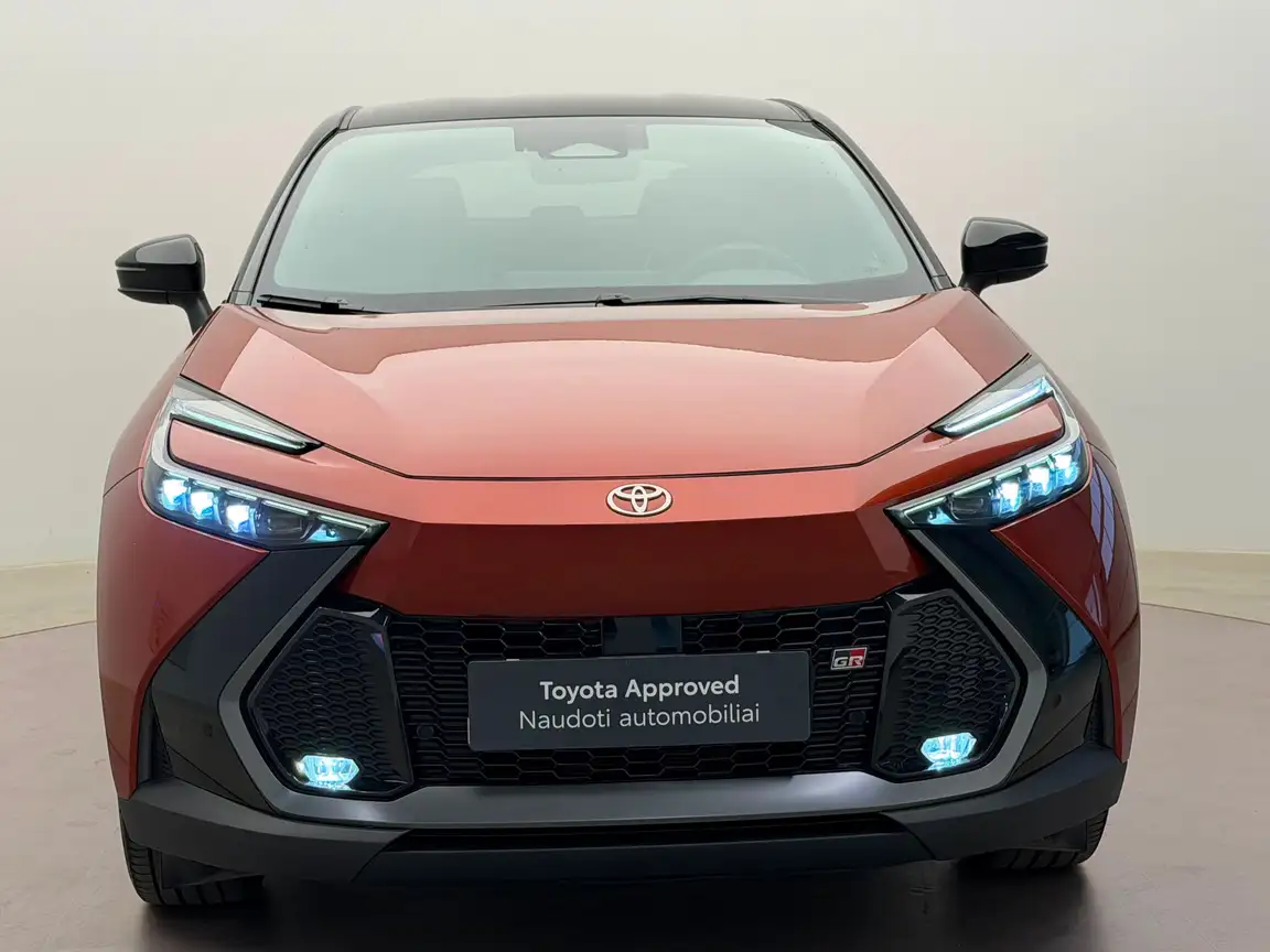 TOYOTA C-HR
