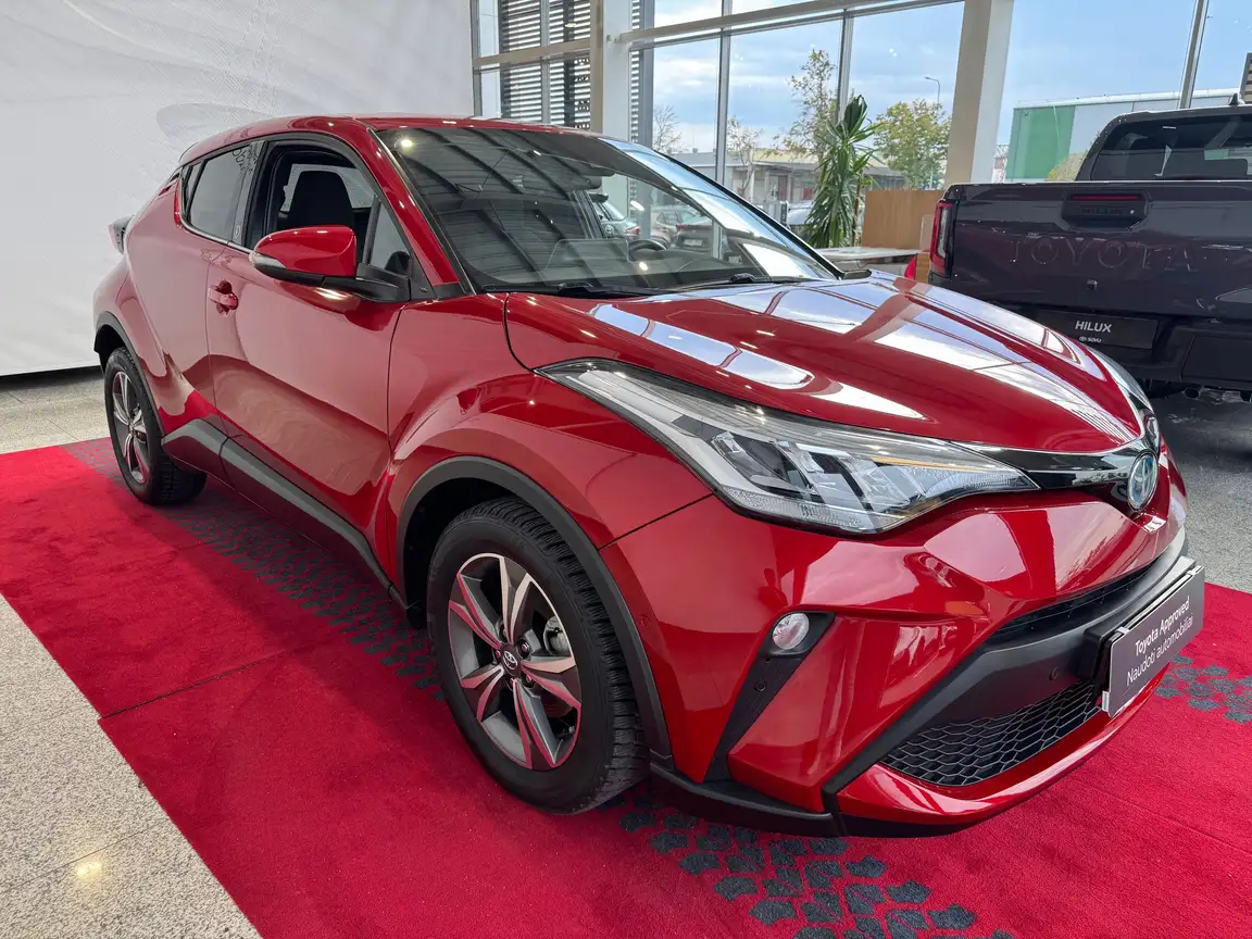 TOYOTA C-HR