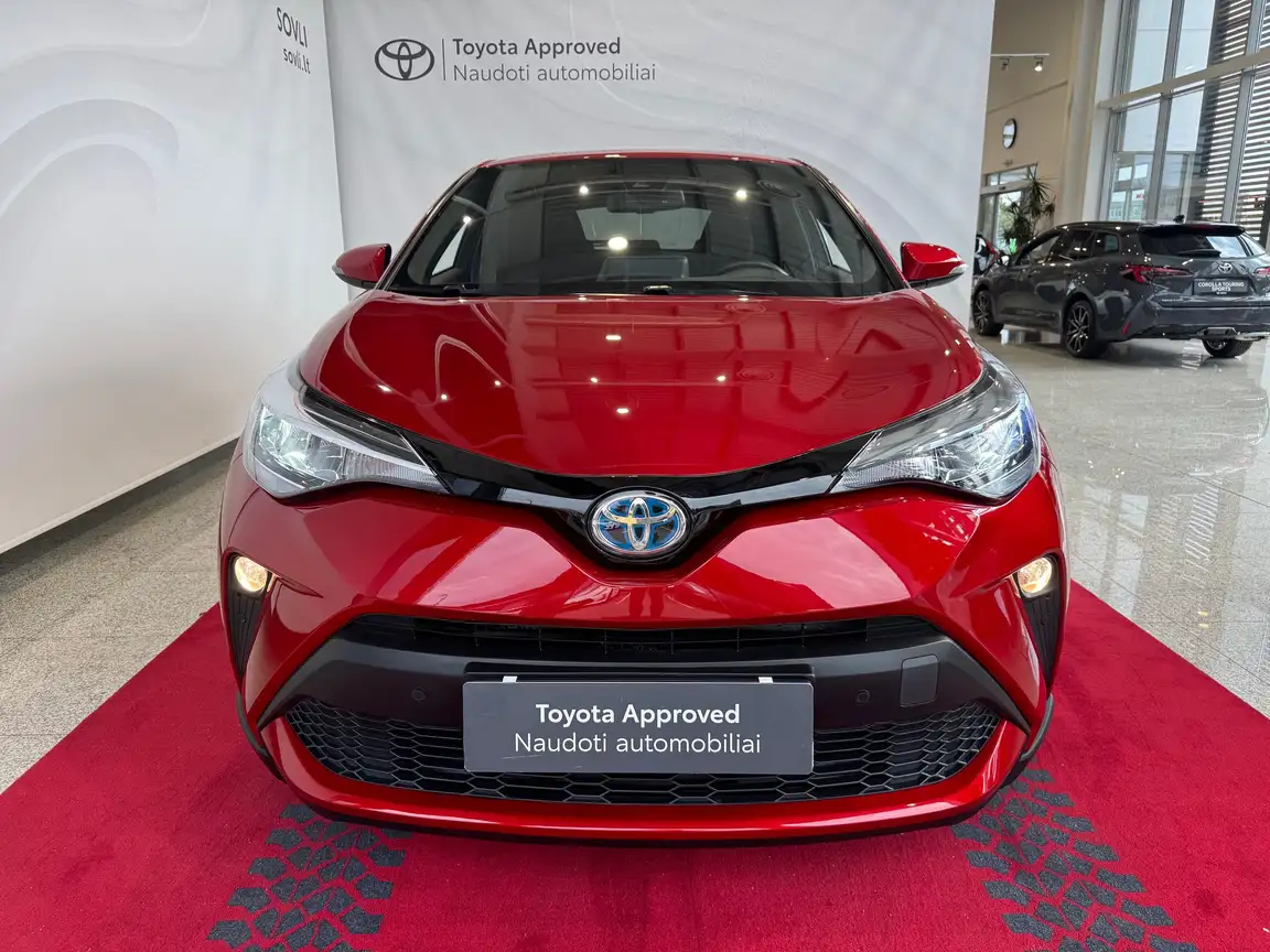 TOYOTA C-HR