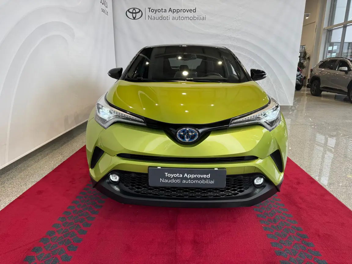 TOYOTA C-HR