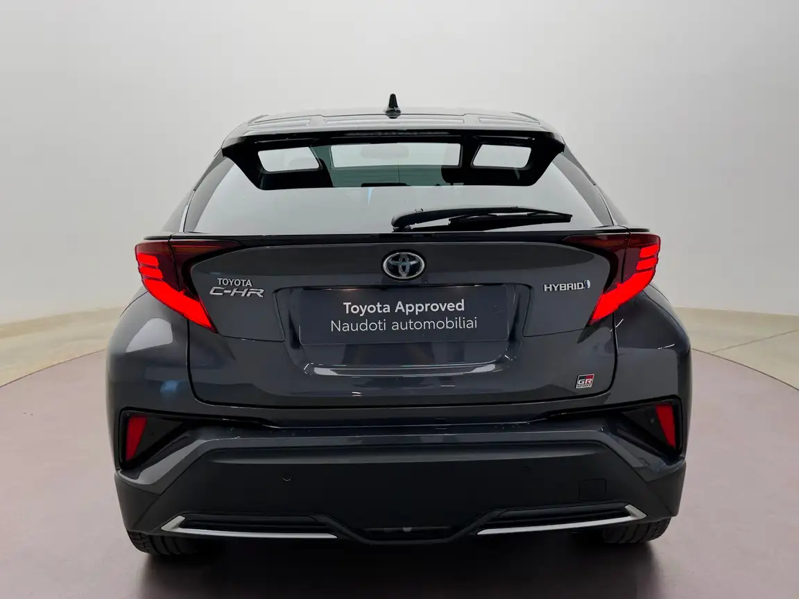TOYOTA C-HR