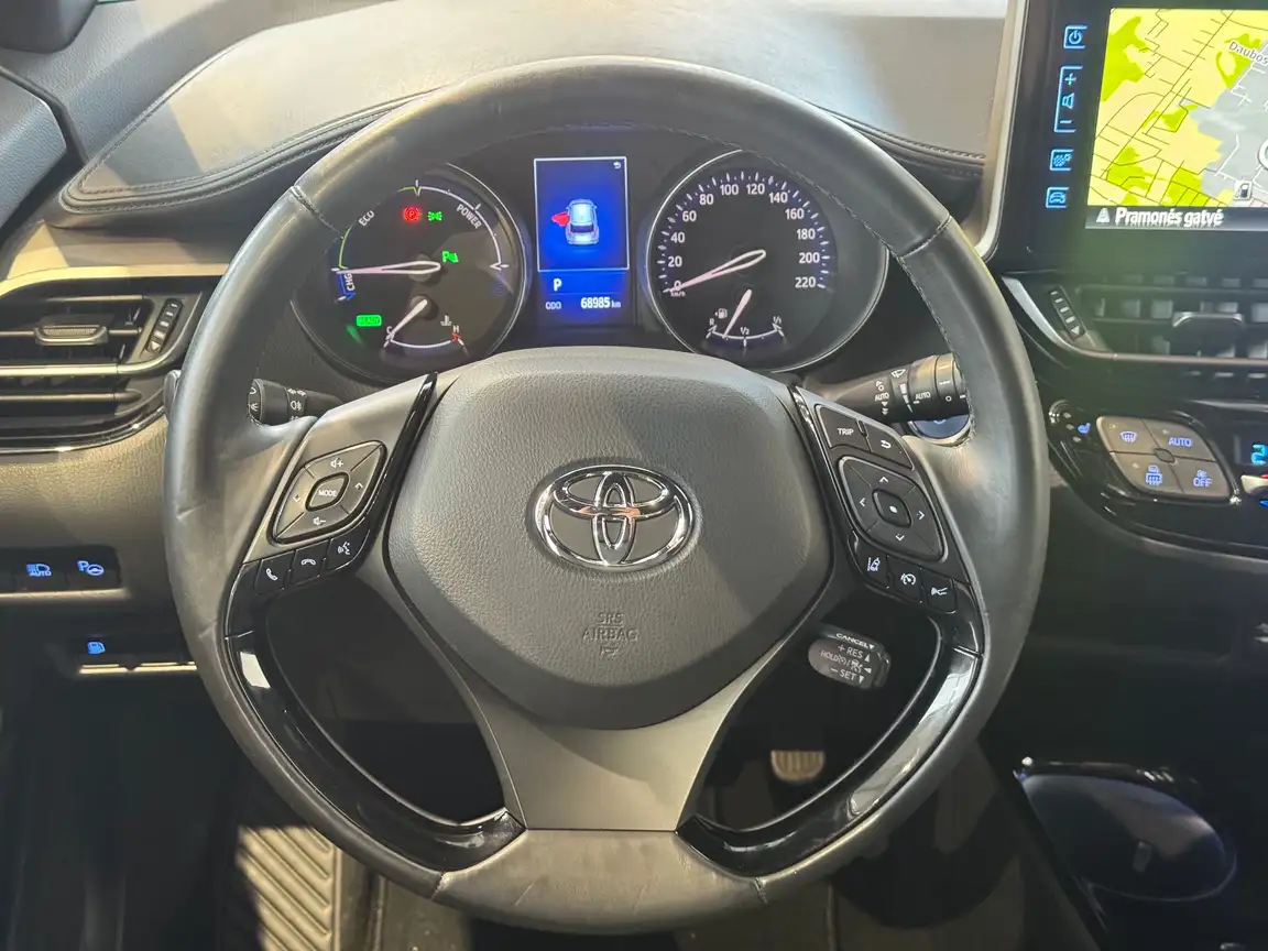 TOYOTA C-HR