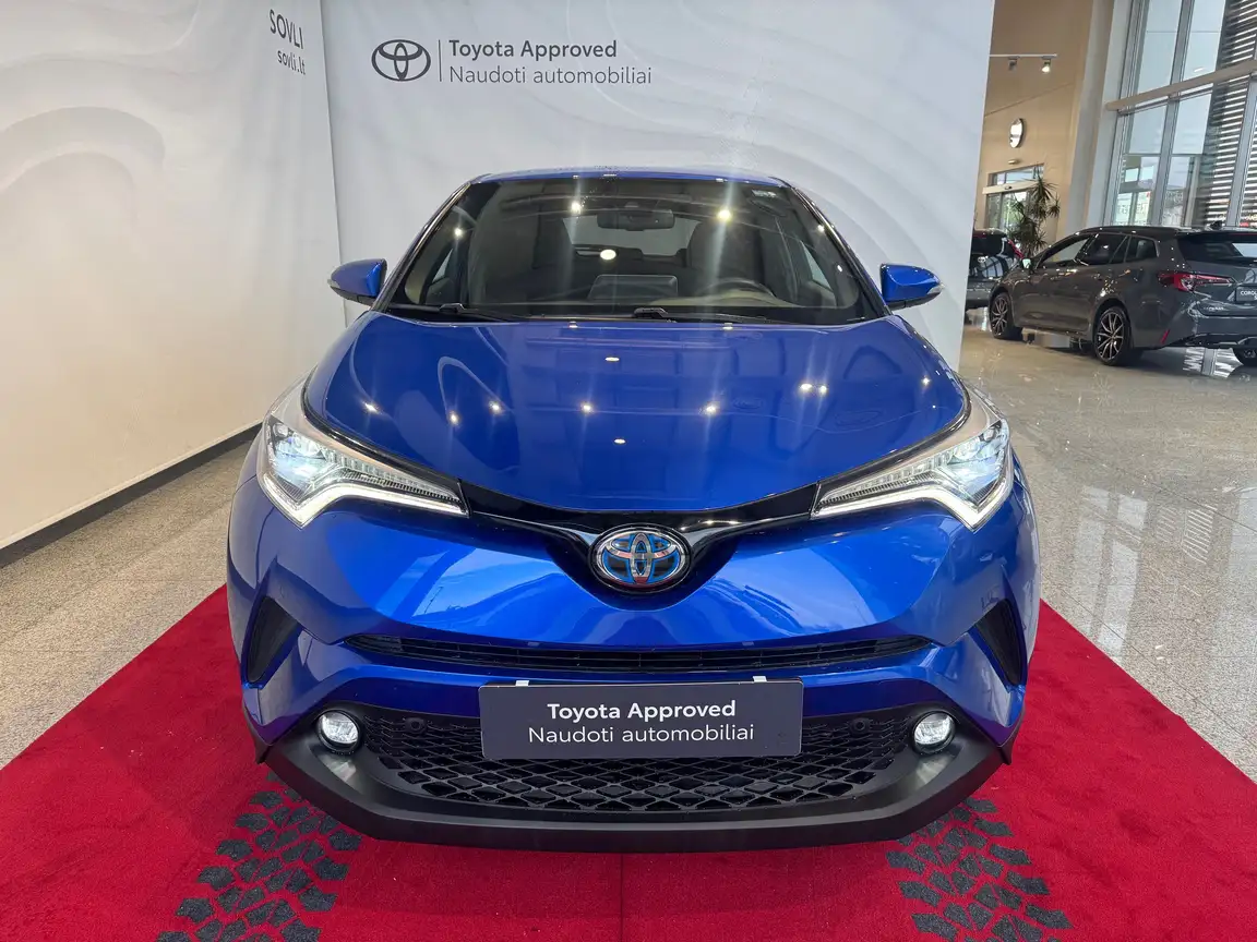 TOYOTA C-HR