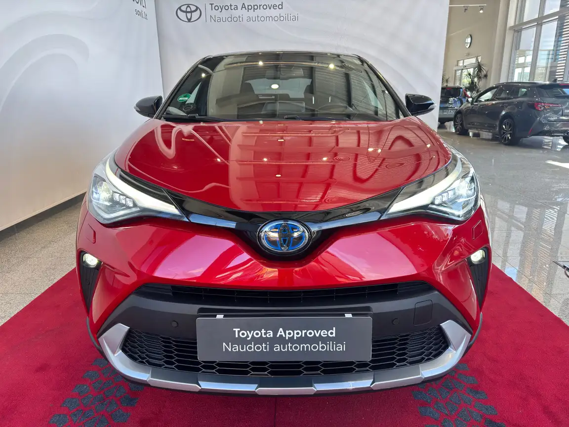 TOYOTA C-HR
