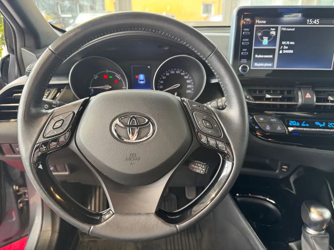 TOYOTA C-HR