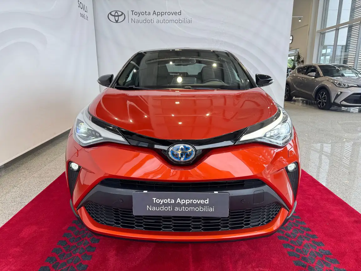 TOYOTA C-HR