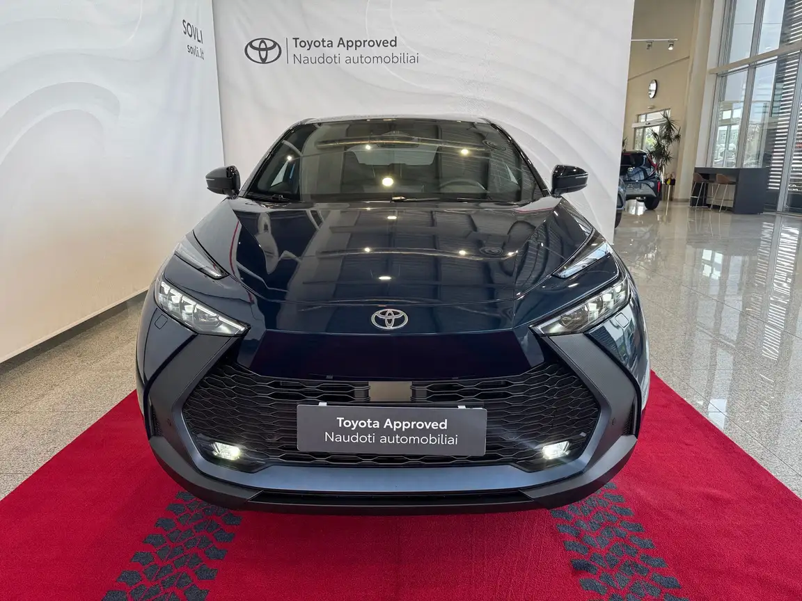 TOYOTA C-HR