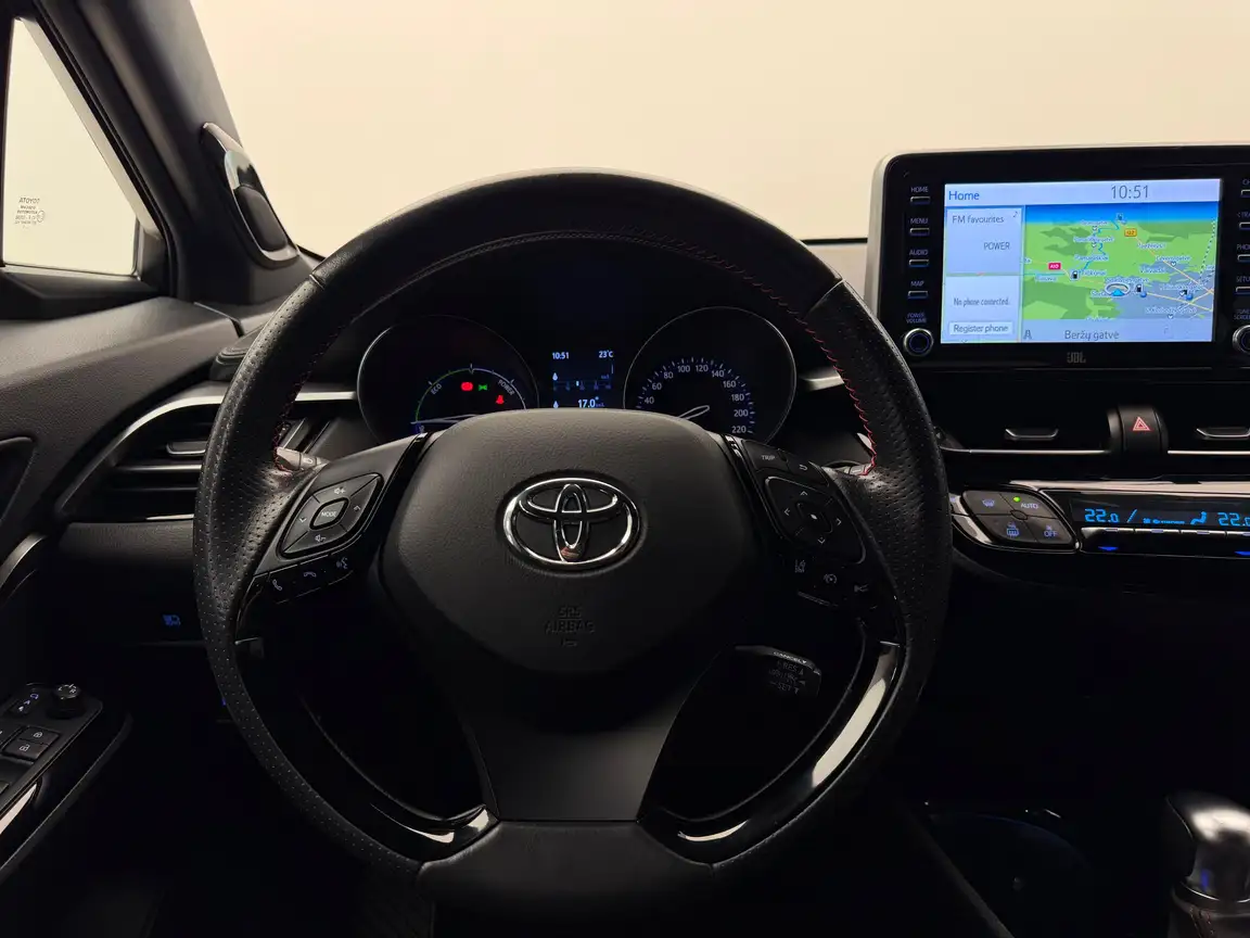 TOYOTA C-HR