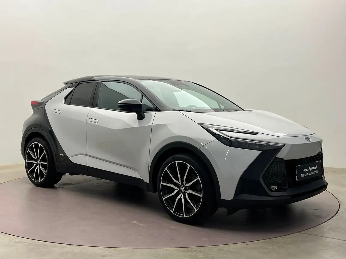 TOYOTA C-HR