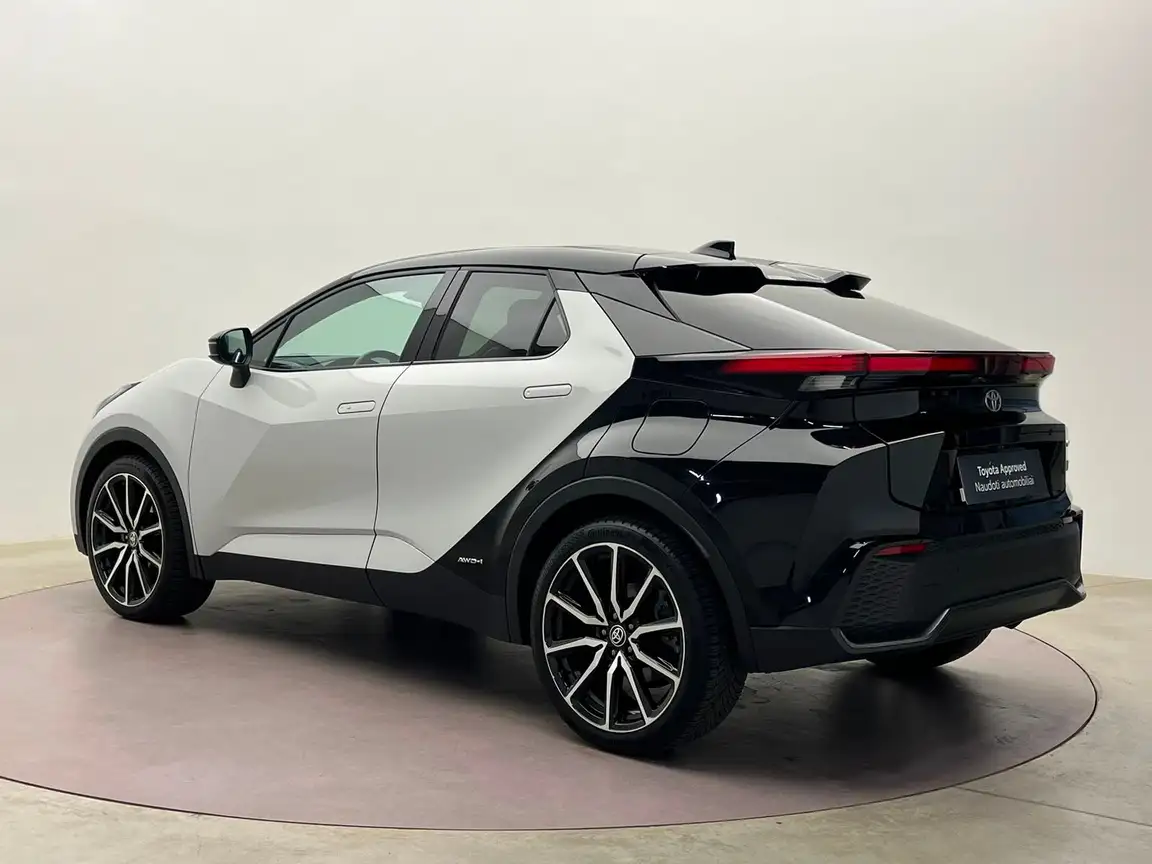 TOYOTA C-HR