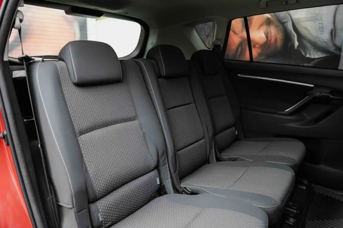 TOYOTA VERSO