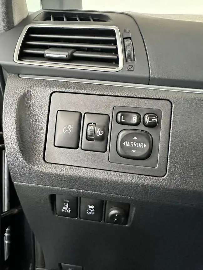 TOYOTA VERSO
