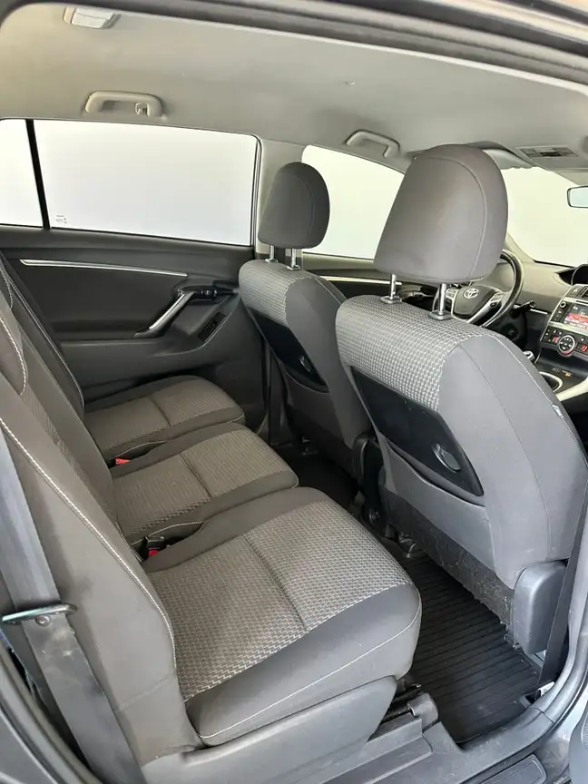 TOYOTA VERSO