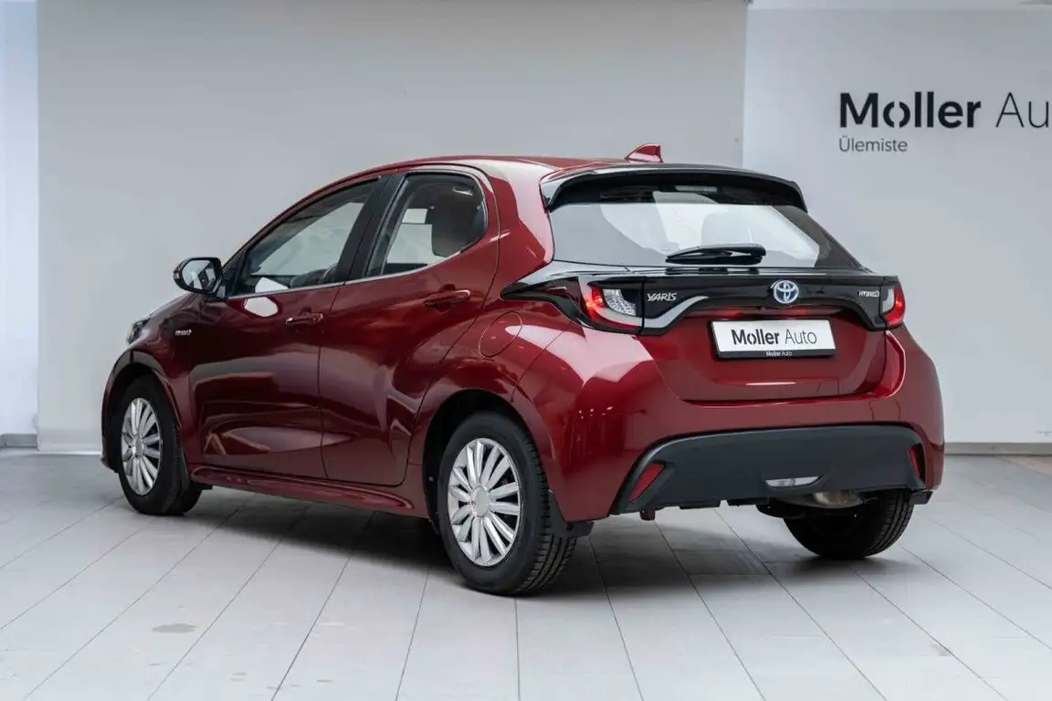 TOYOTA YARIS