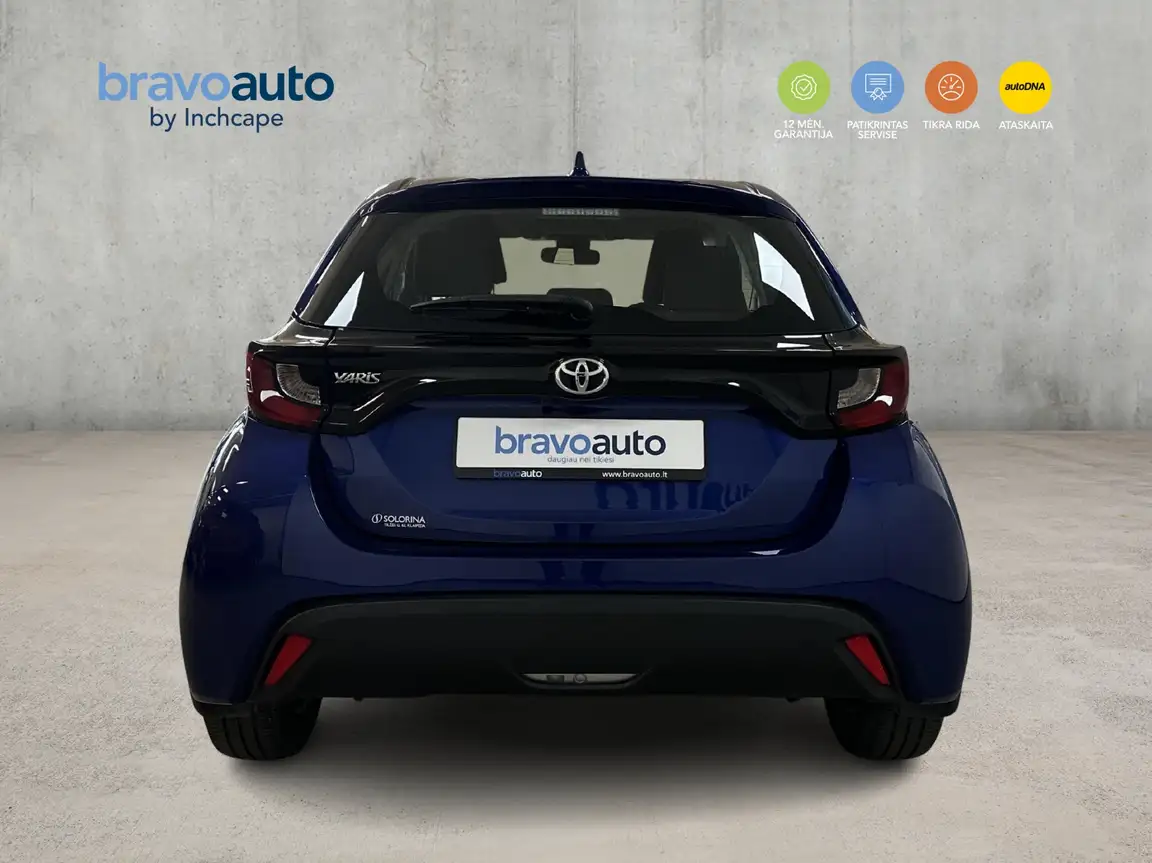 TOYOTA YARIS