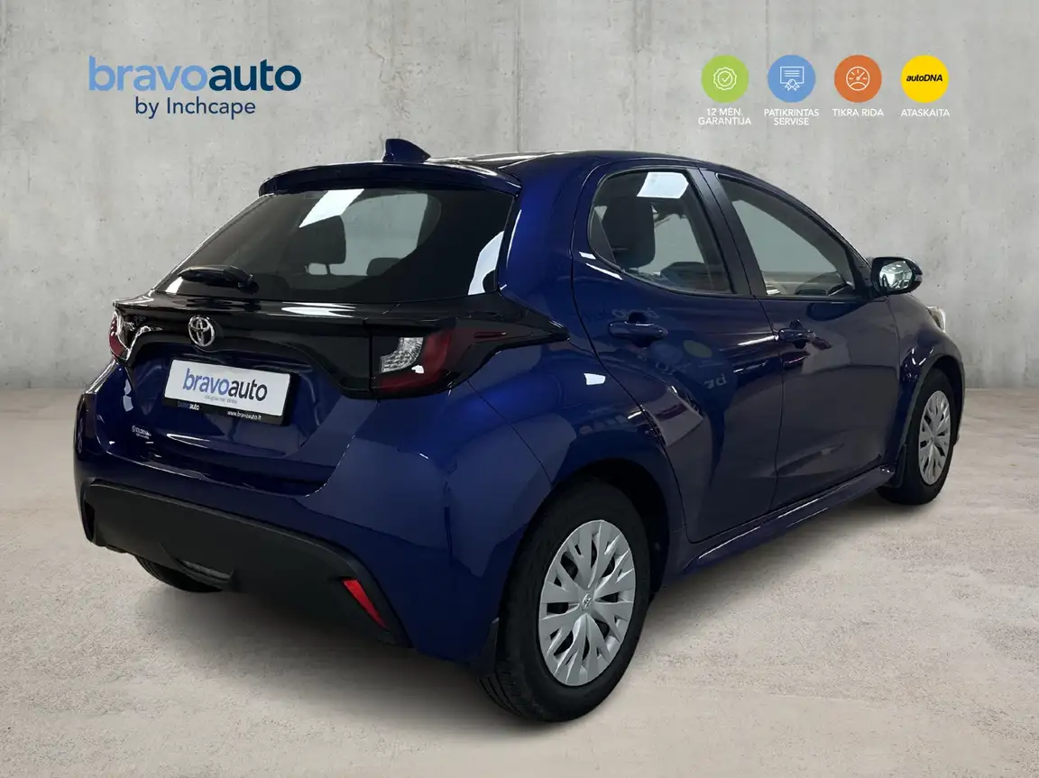 TOYOTA YARIS