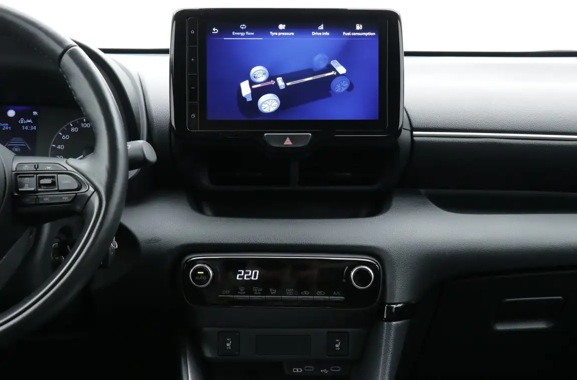 TOYOTA YARIS