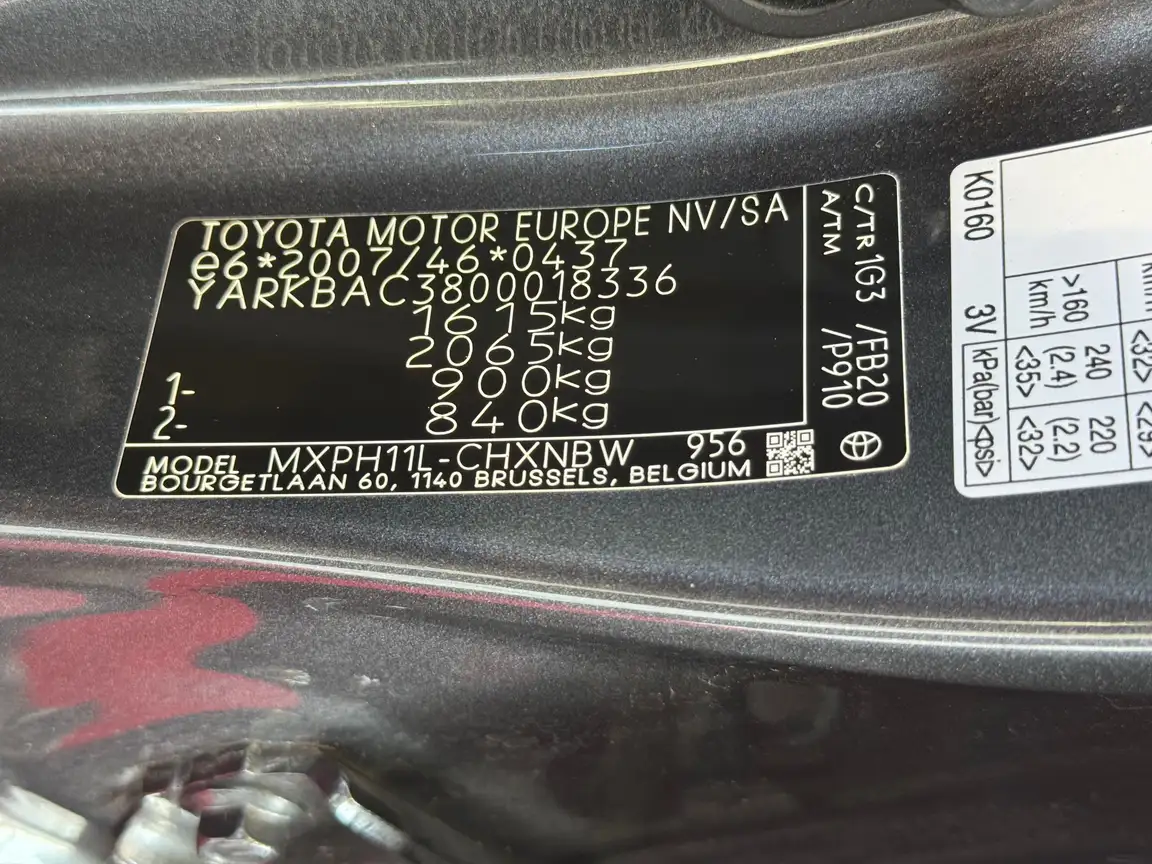 TOYOTA YARIS