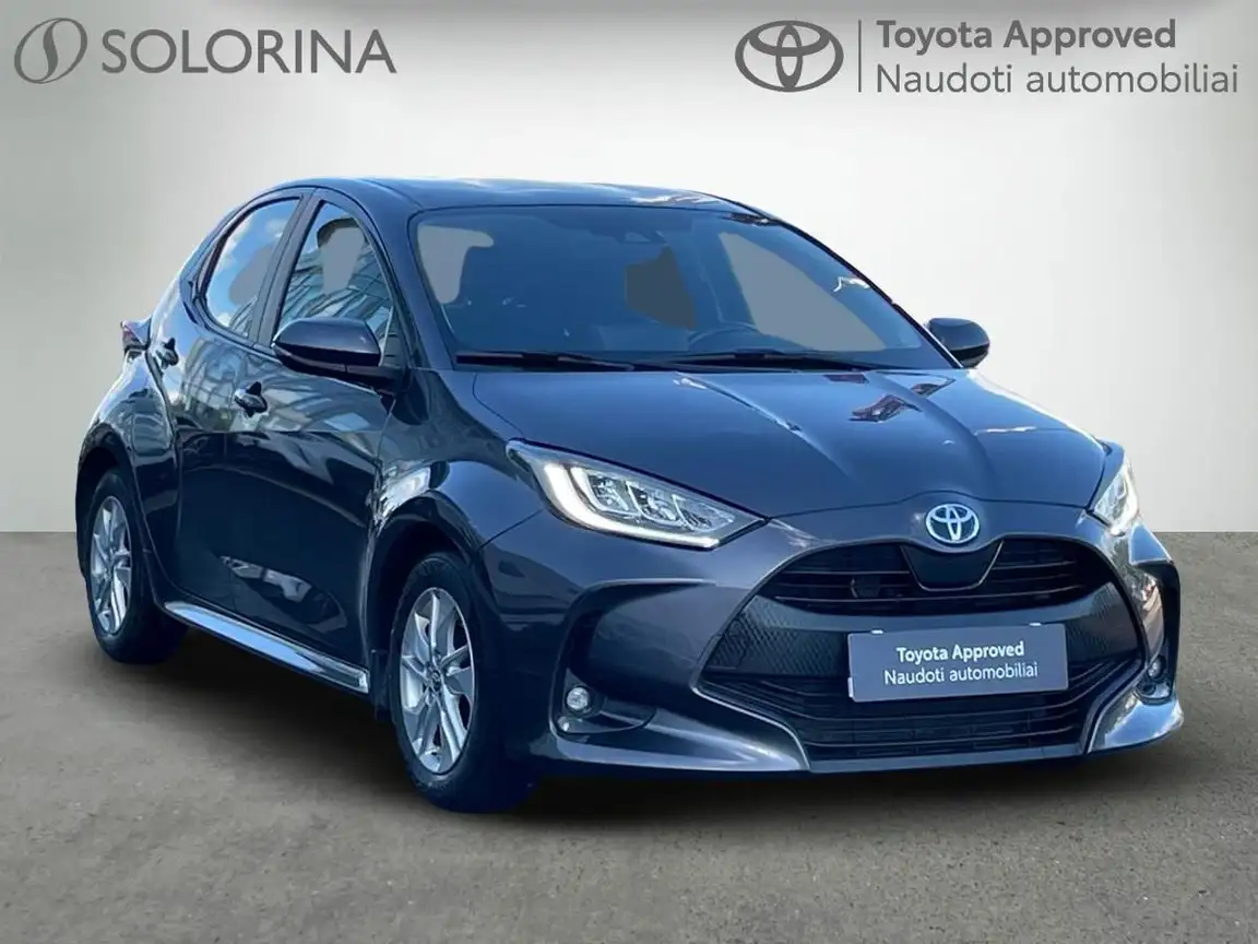 TOYOTA YARIS