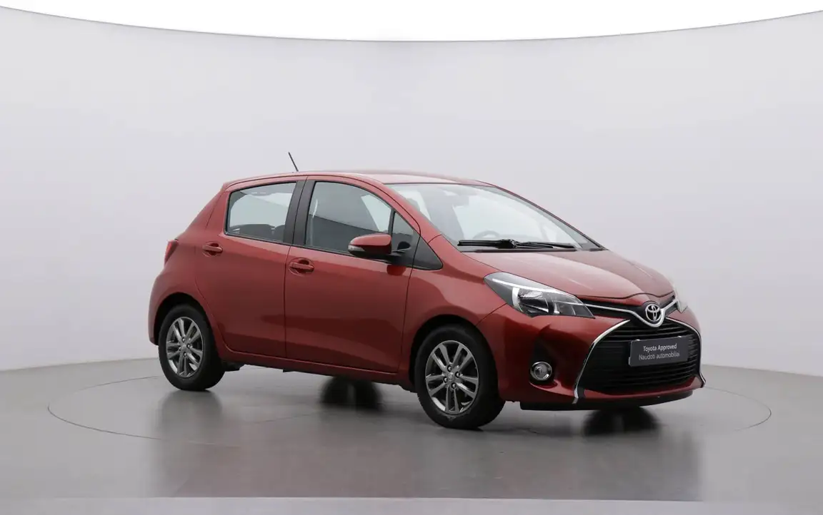 TOYOTA YARIS