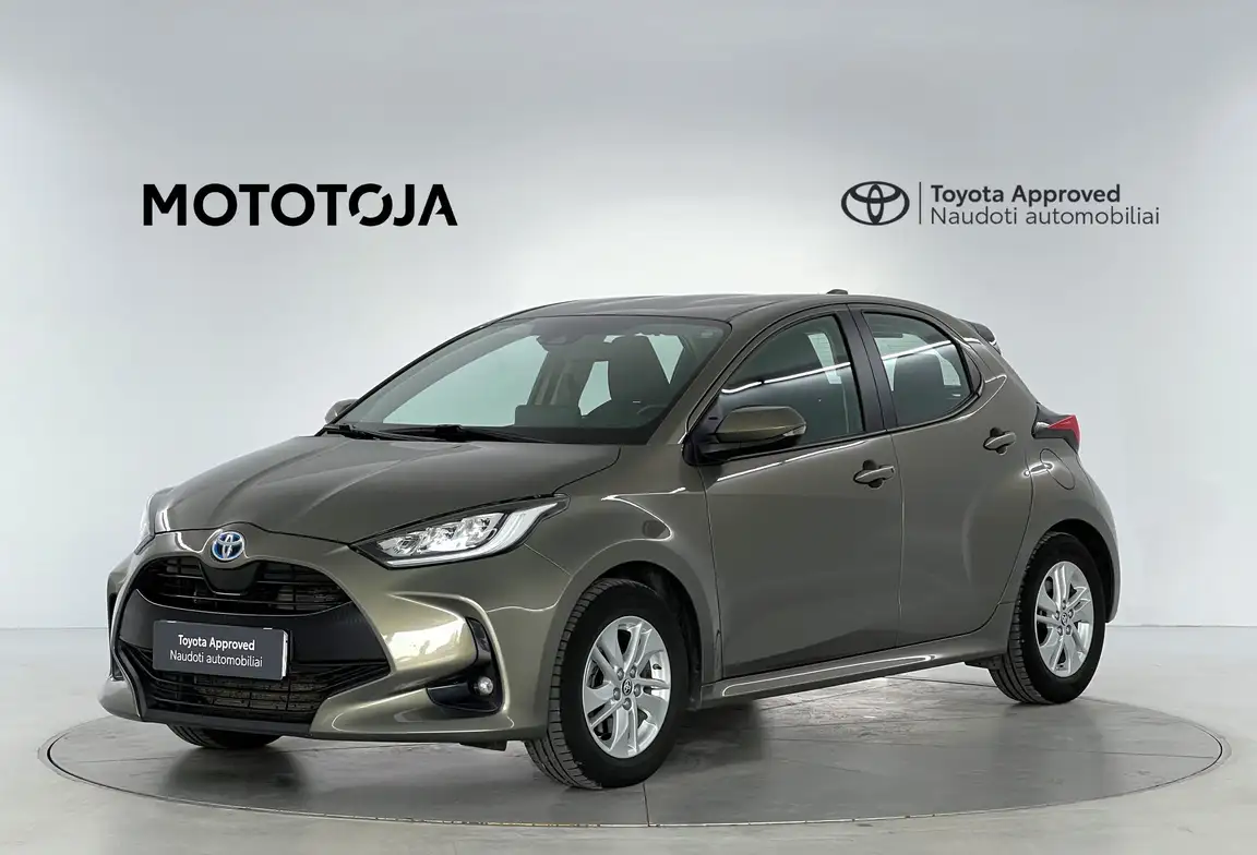 TOYOTA YARIS