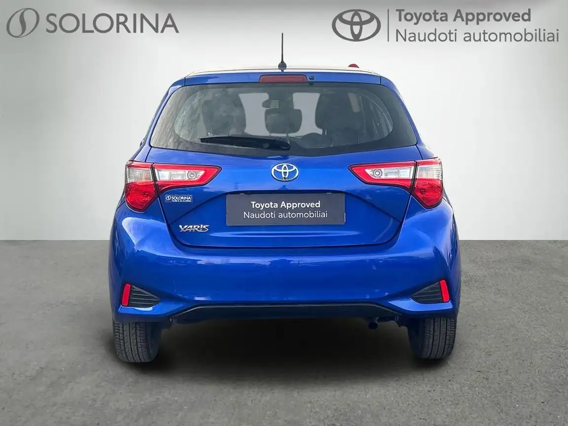 TOYOTA YARIS