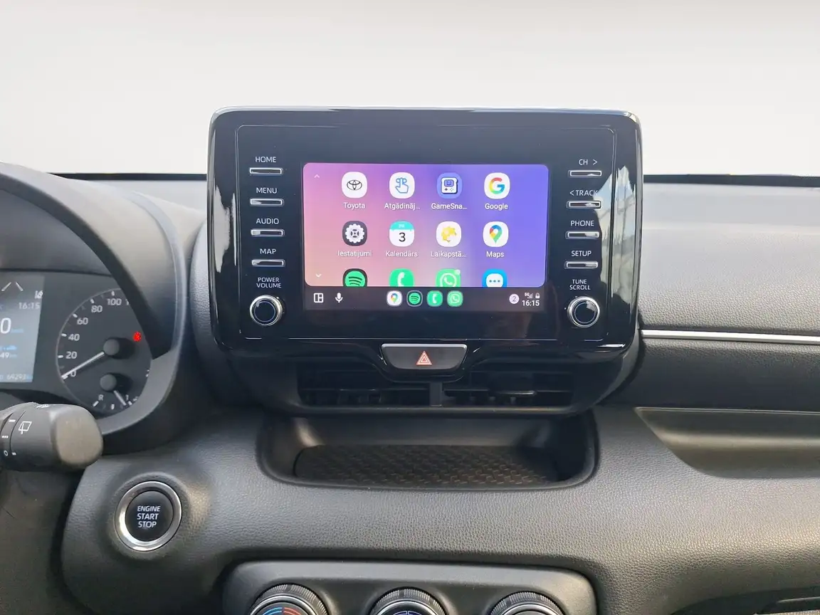 TOYOTA YARIS