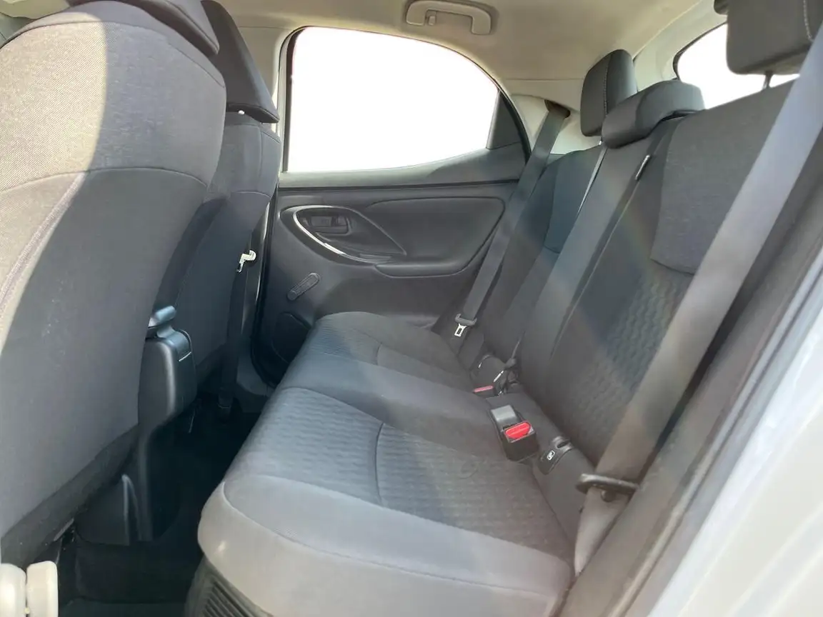 TOYOTA YARIS