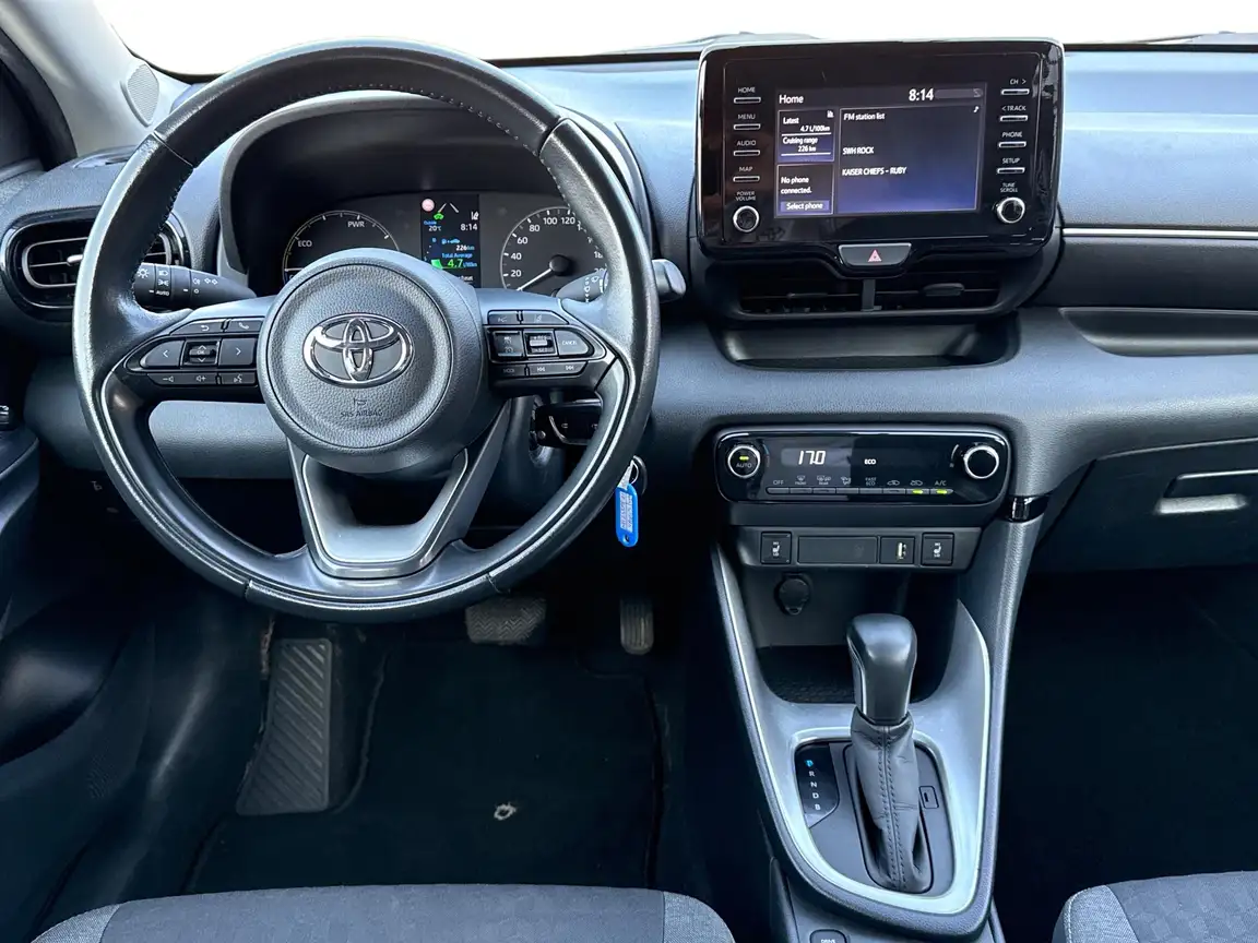 TOYOTA YARIS