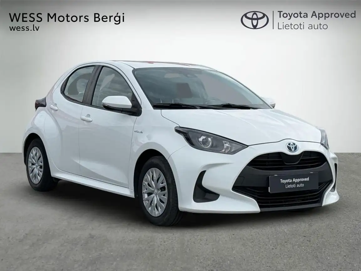TOYOTA YARIS