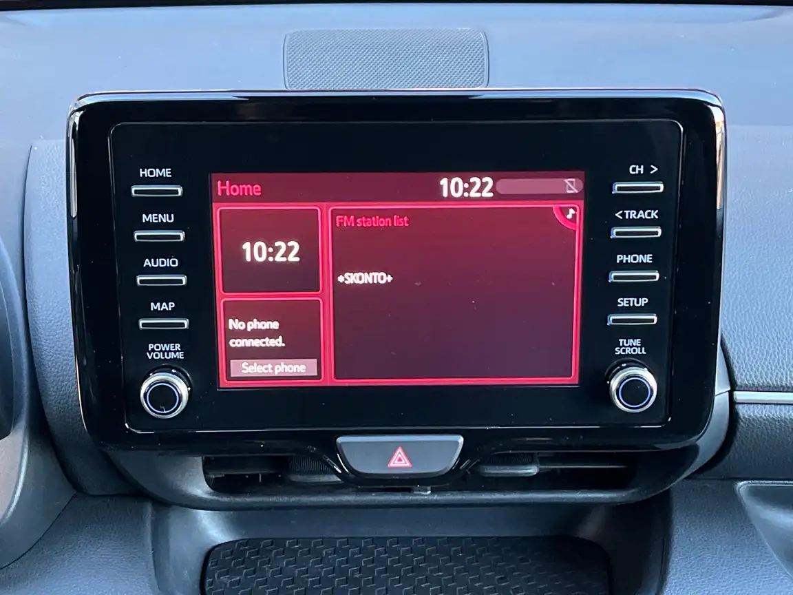 TOYOTA YARIS