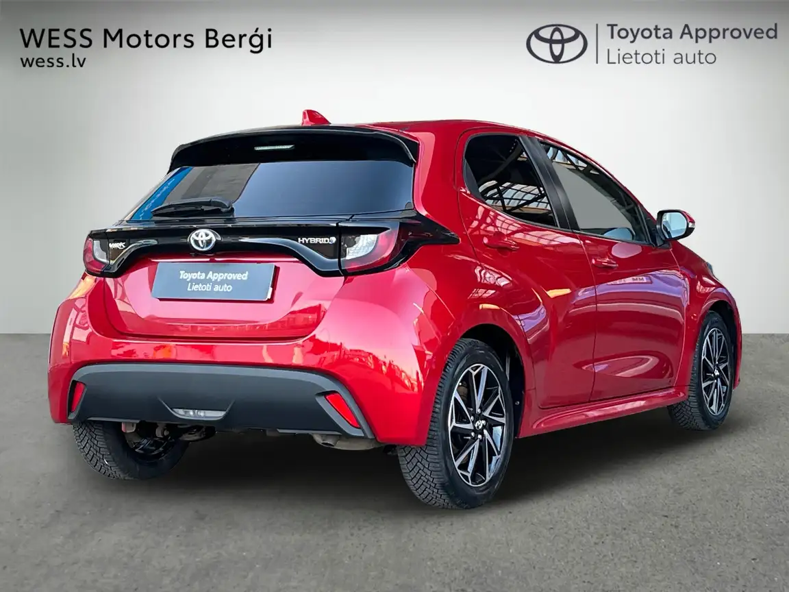 TOYOTA YARIS