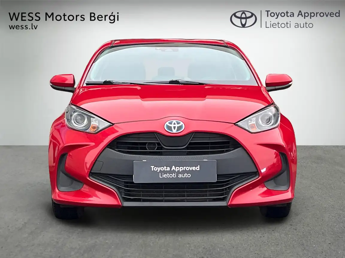 TOYOTA YARIS