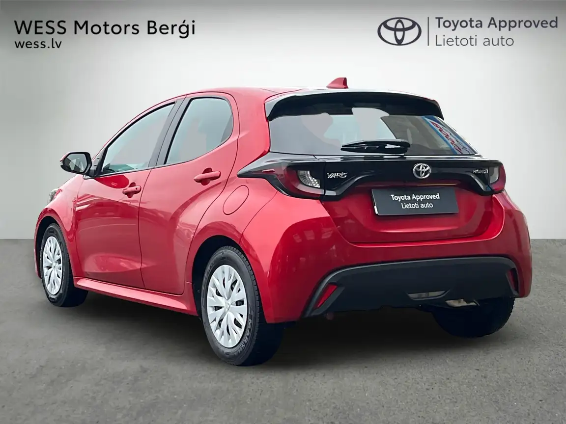 TOYOTA YARIS