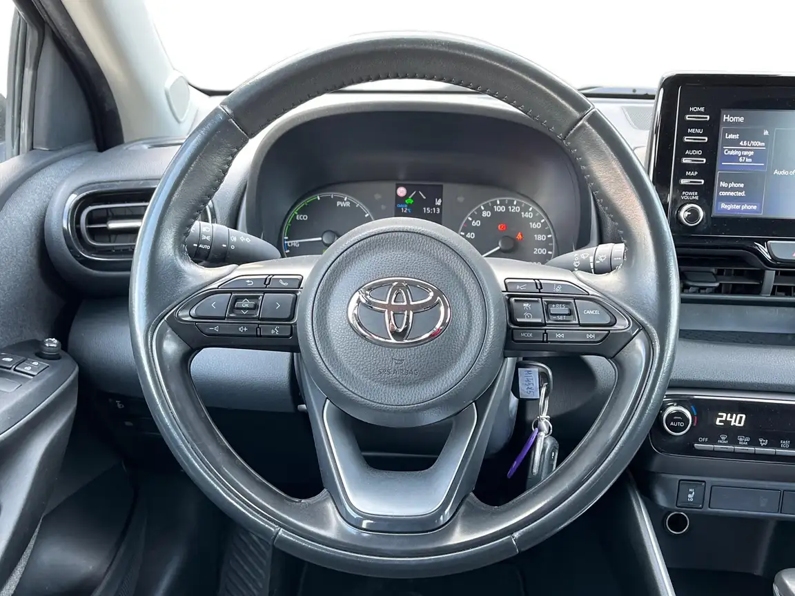TOYOTA YARIS