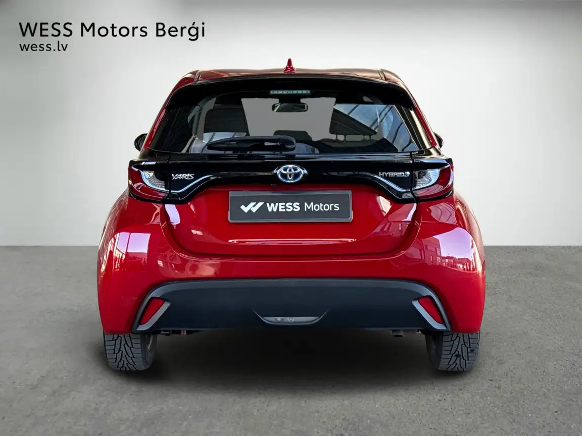 TOYOTA YARIS