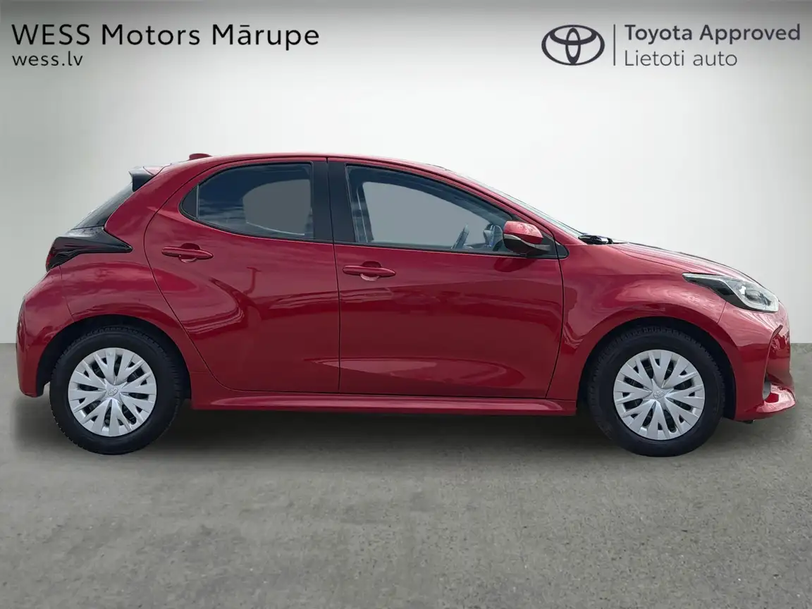 TOYOTA YARIS