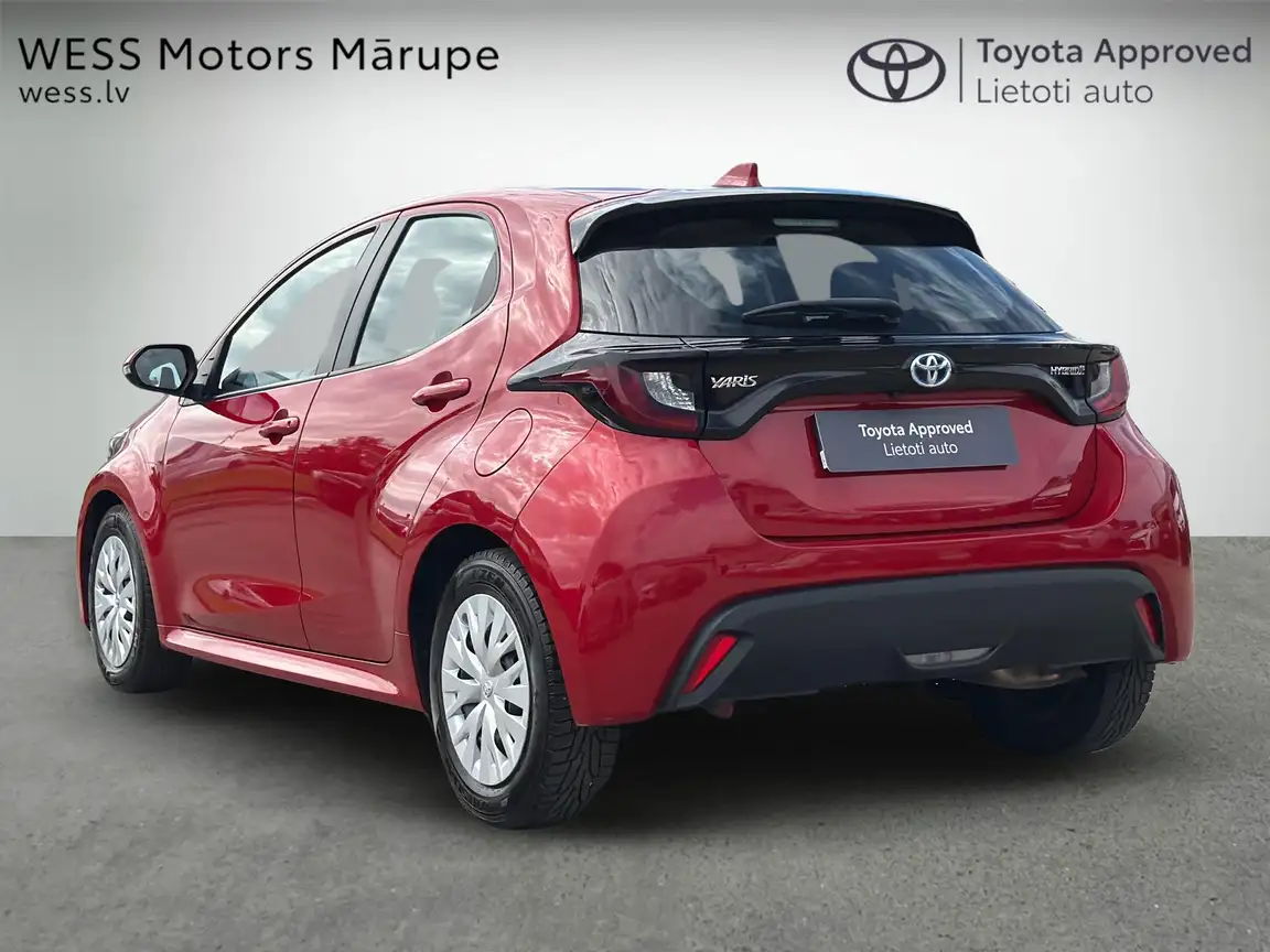 TOYOTA YARIS