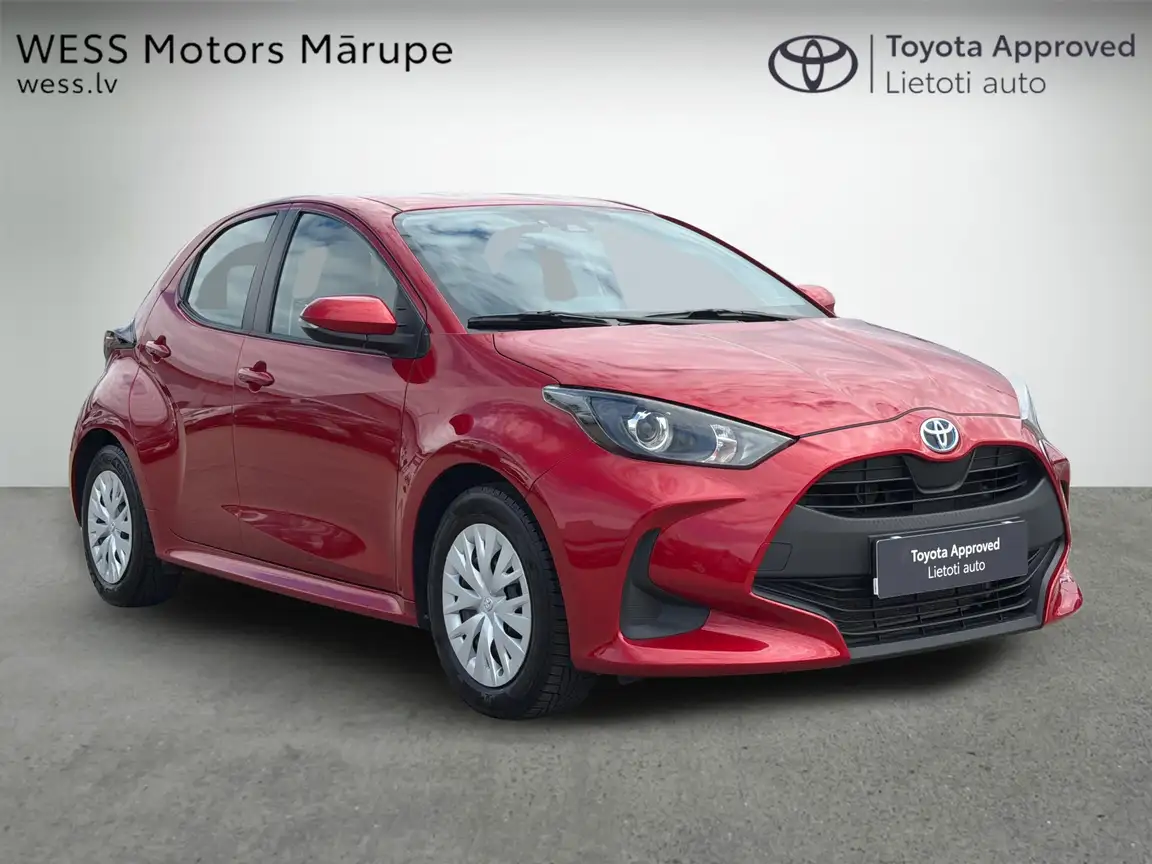 TOYOTA YARIS