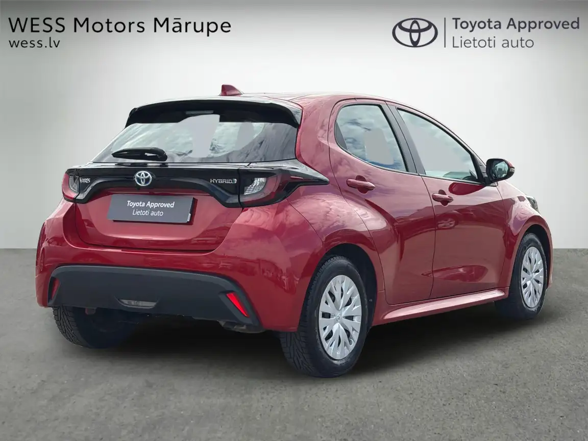 TOYOTA YARIS
