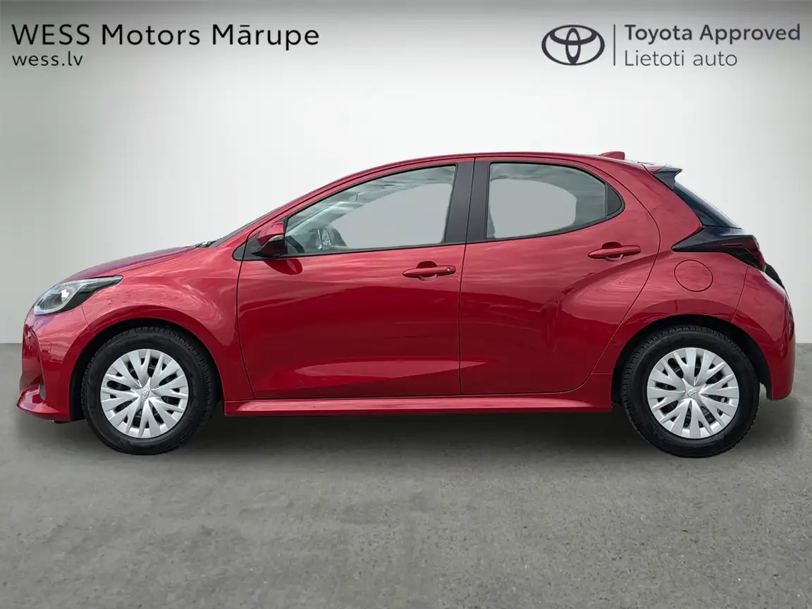 TOYOTA YARIS