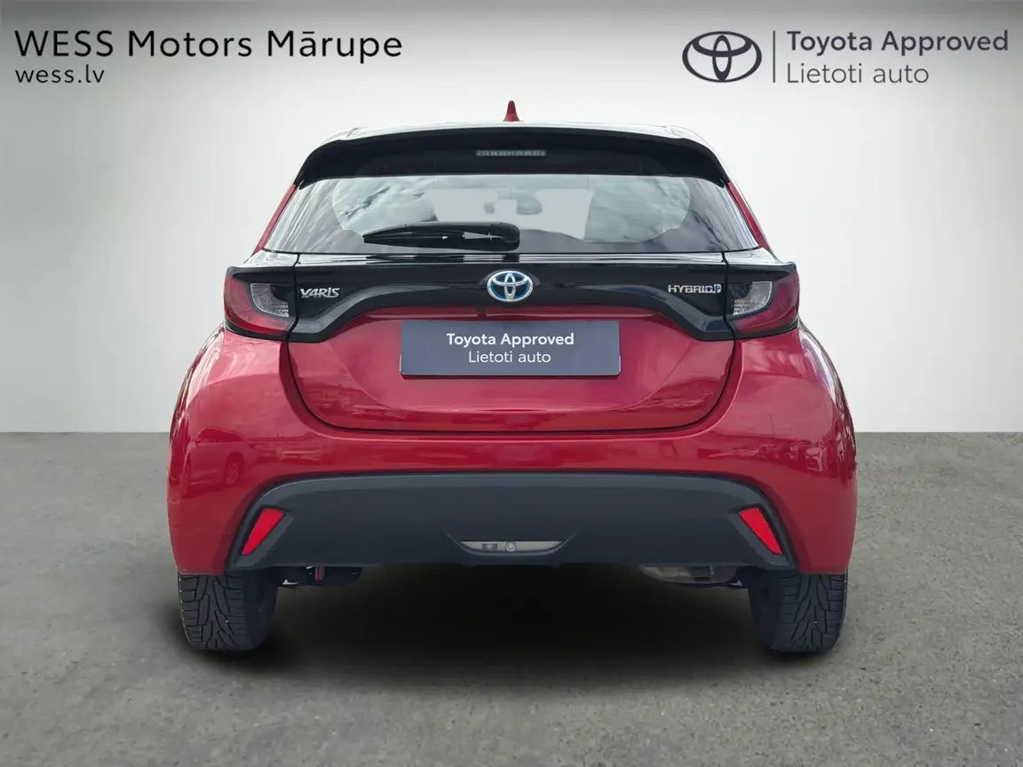 TOYOTA YARIS