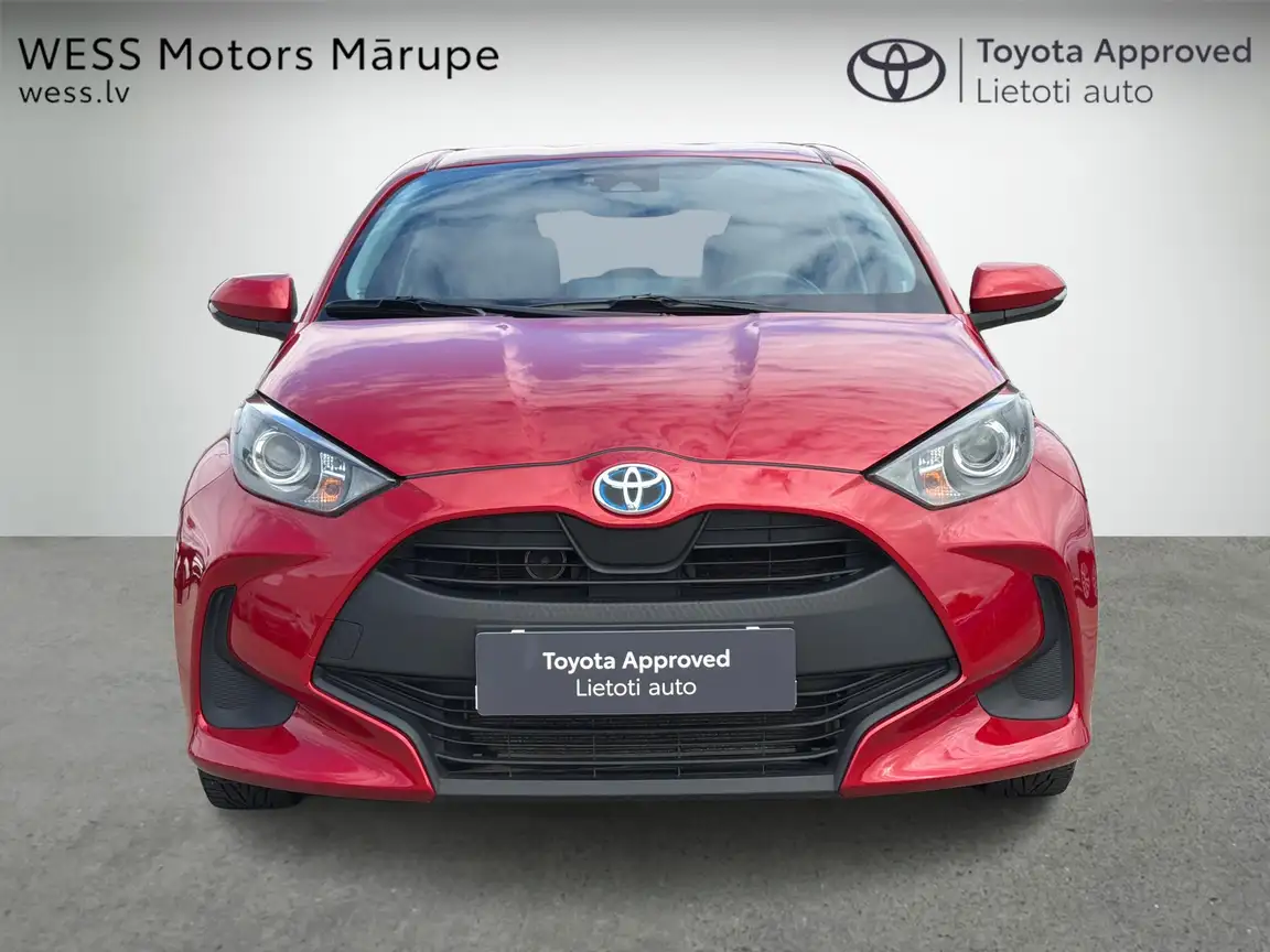 TOYOTA YARIS
