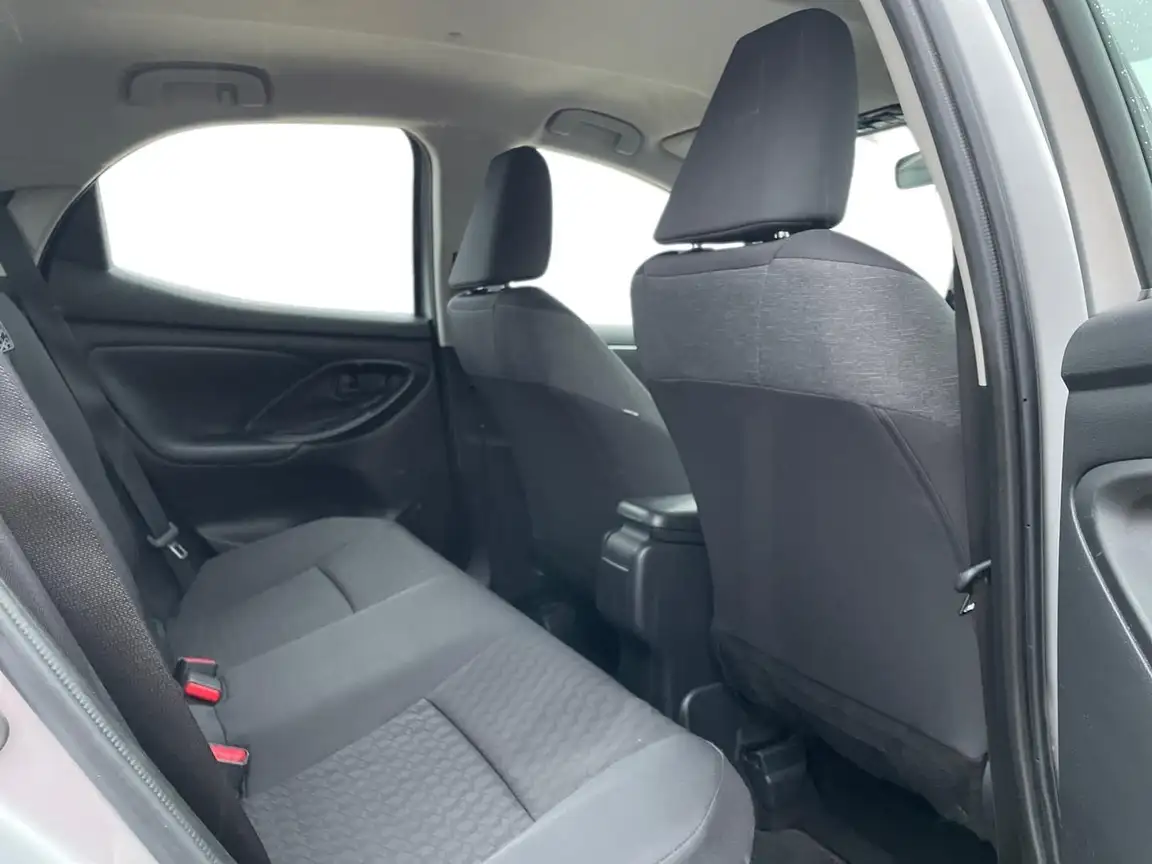 TOYOTA YARIS