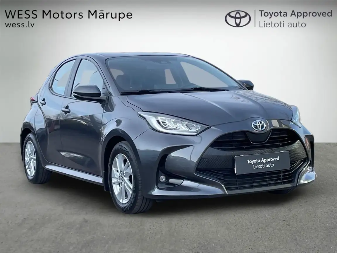 TOYOTA YARIS