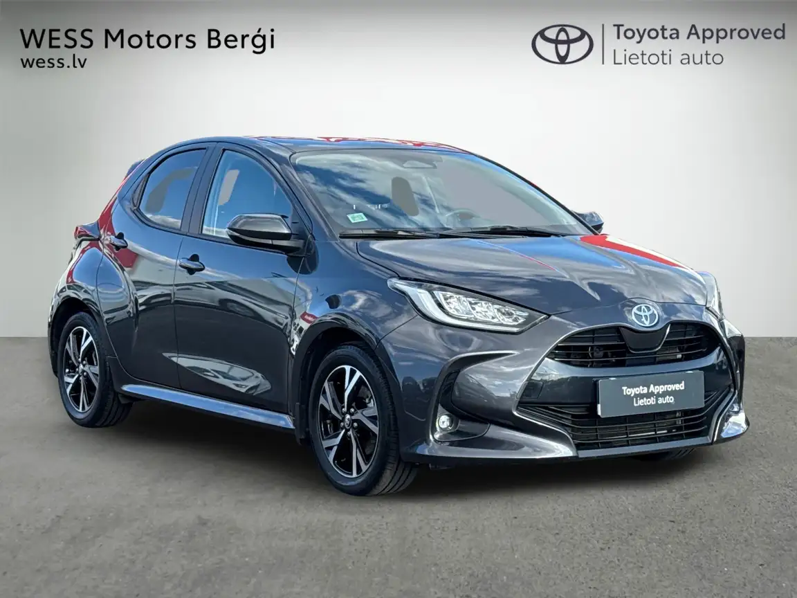 TOYOTA YARIS