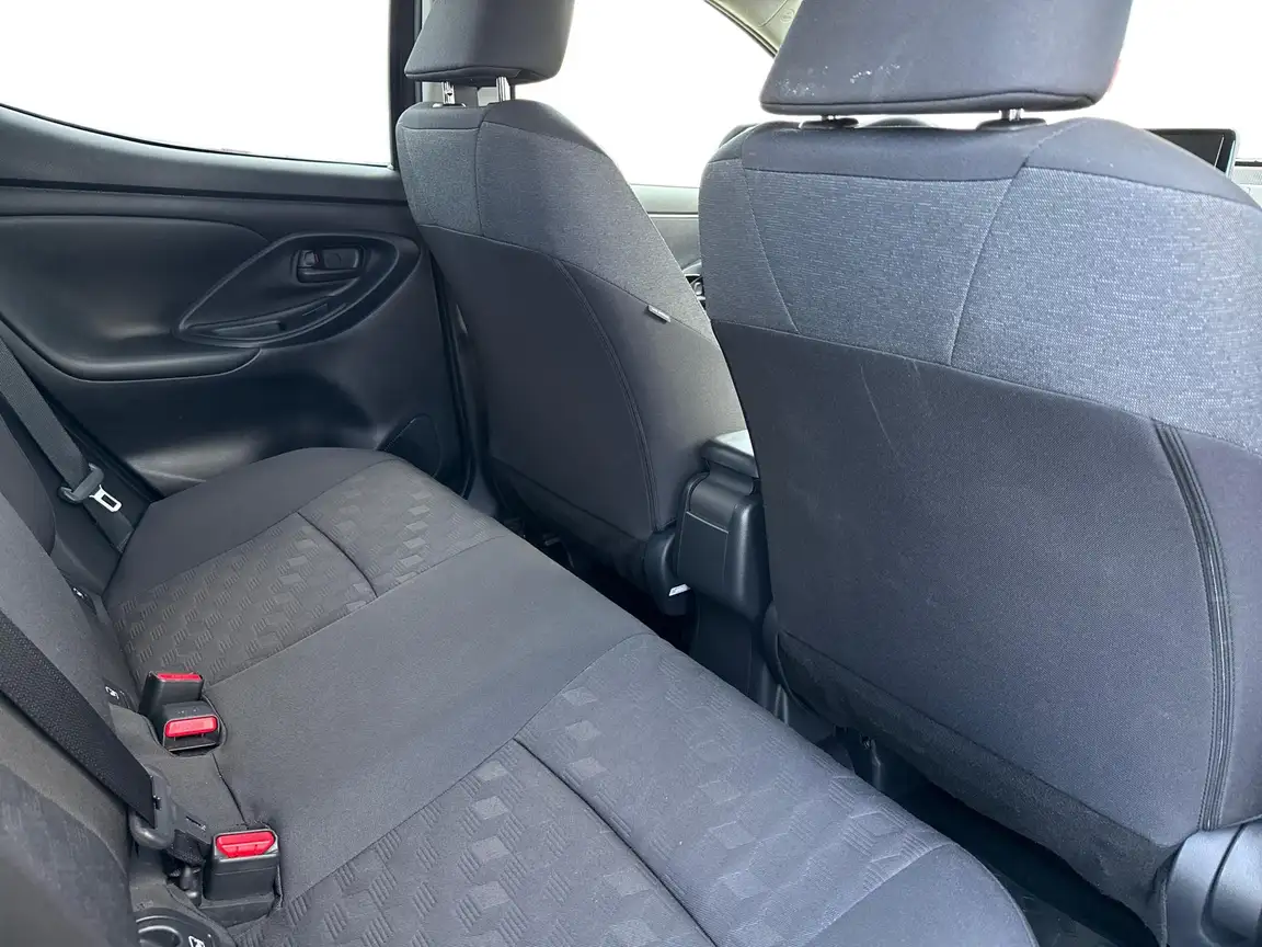 TOYOTA YARIS