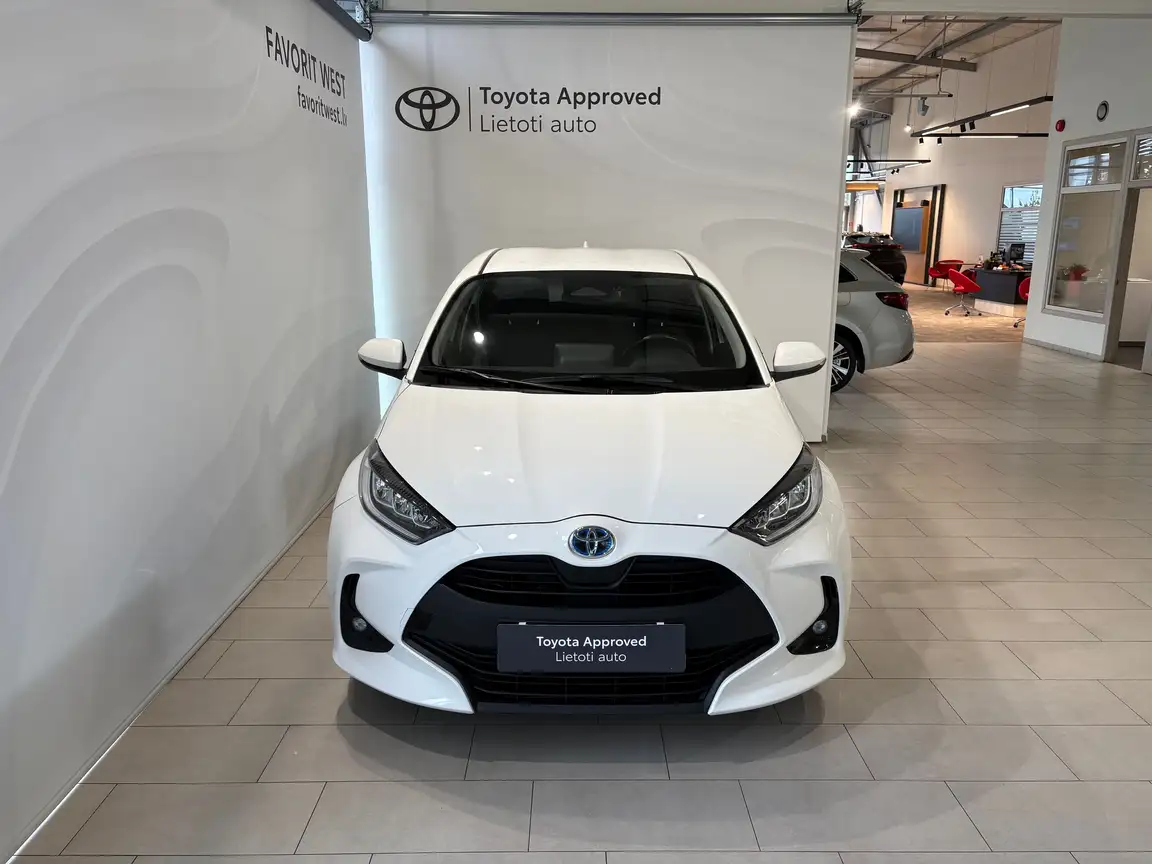 TOYOTA YARIS