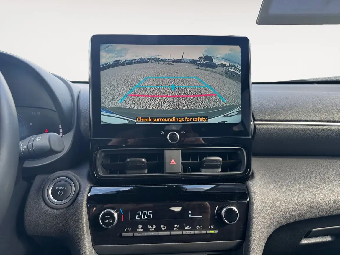 TOYOTA YARIS